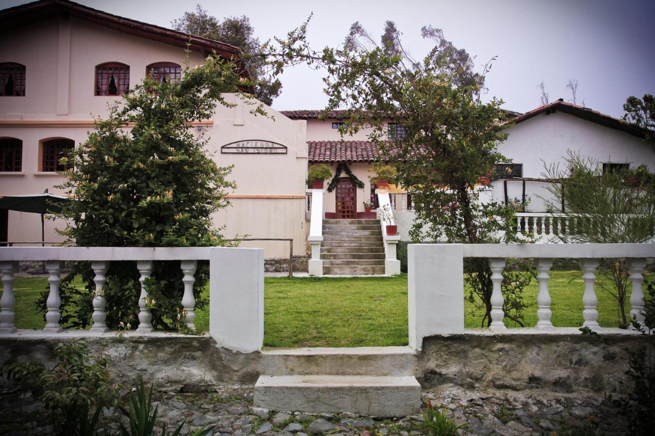 Hotel Hacienda San Isidro Trails & Experiences Cotacachi Exterior foto