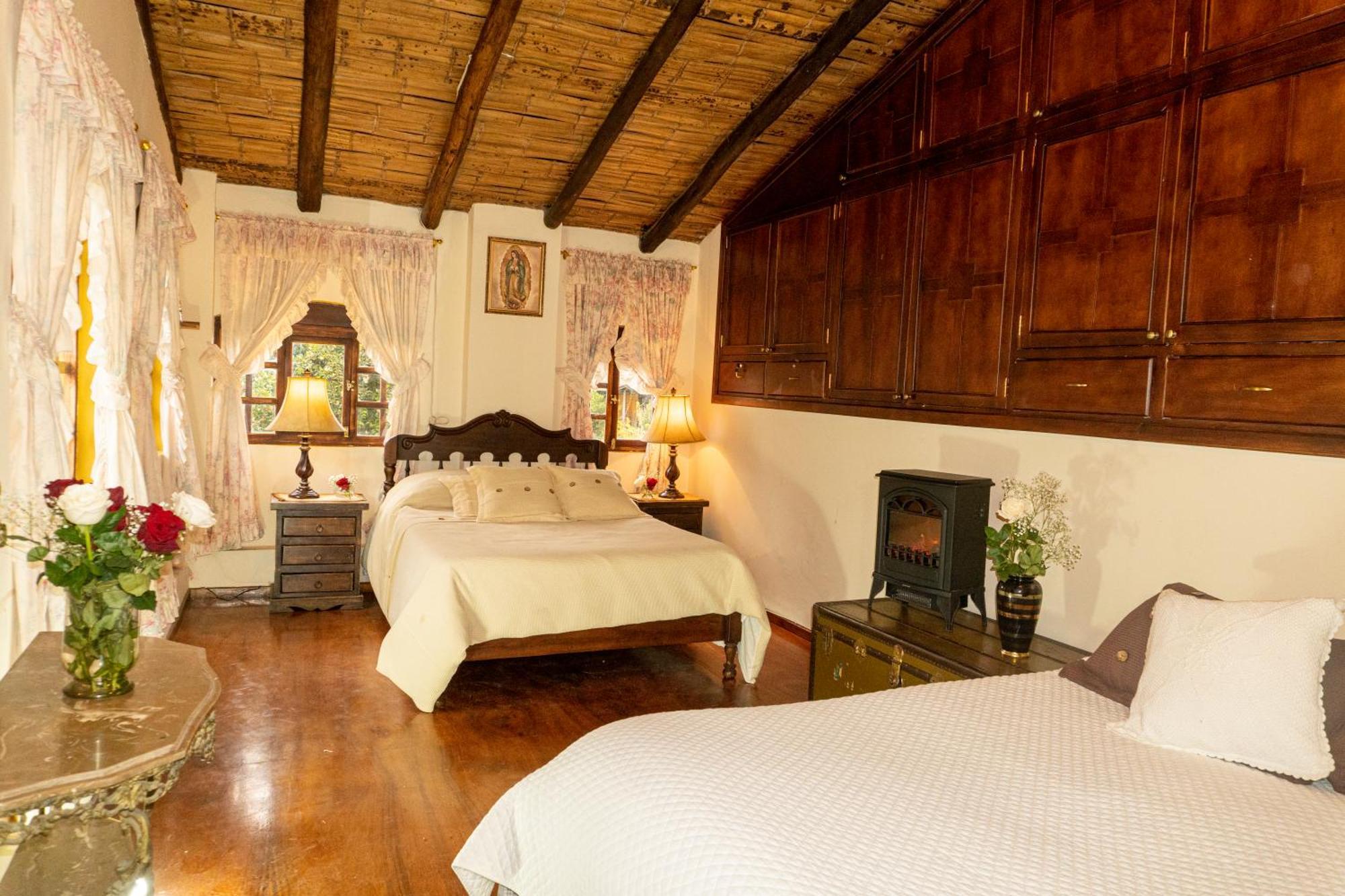 Hotel Hacienda San Isidro Trails & Experiences Cotacachi Exterior foto