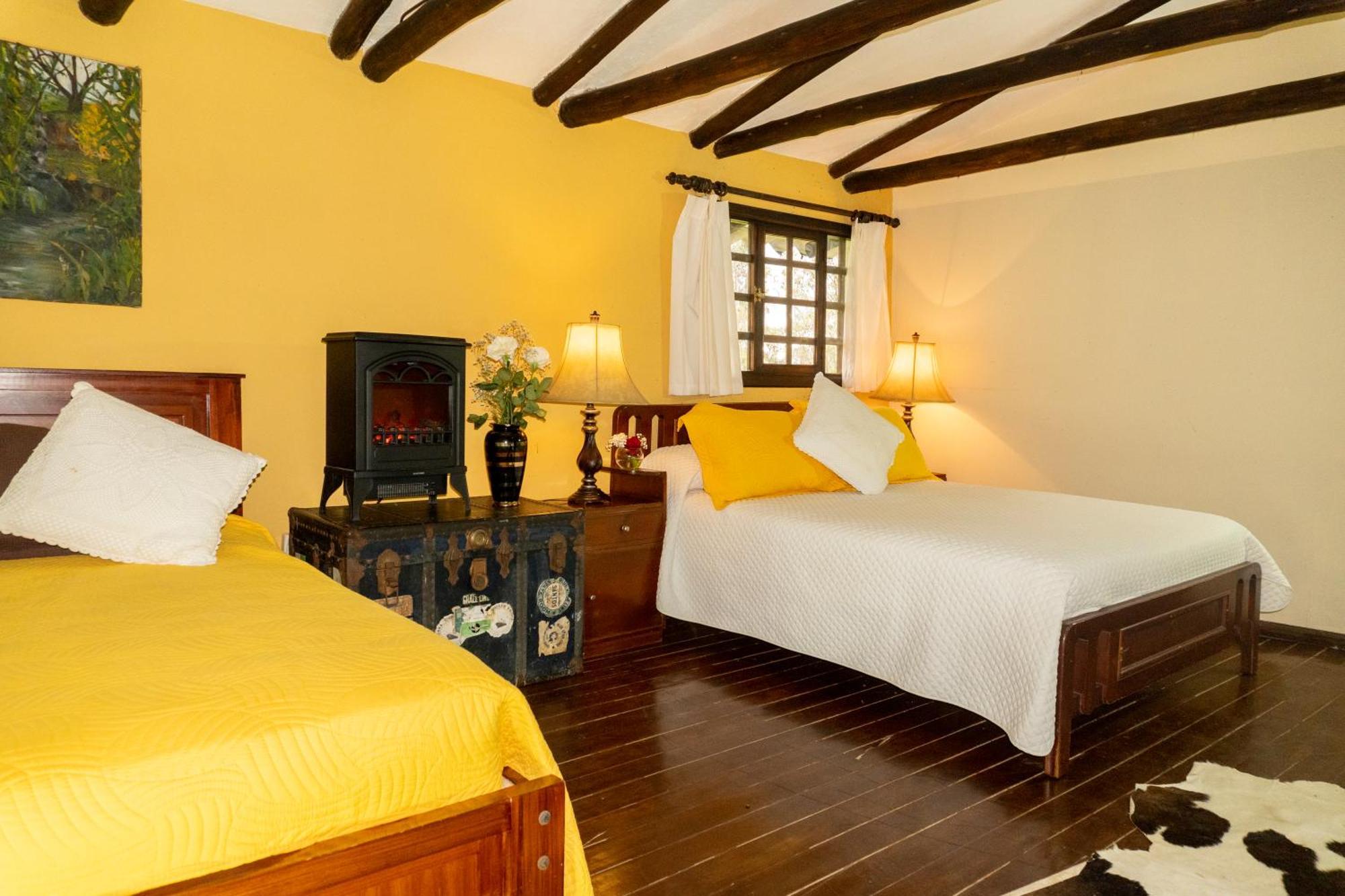 Hotel Hacienda San Isidro Trails & Experiences Cotacachi Exterior foto
