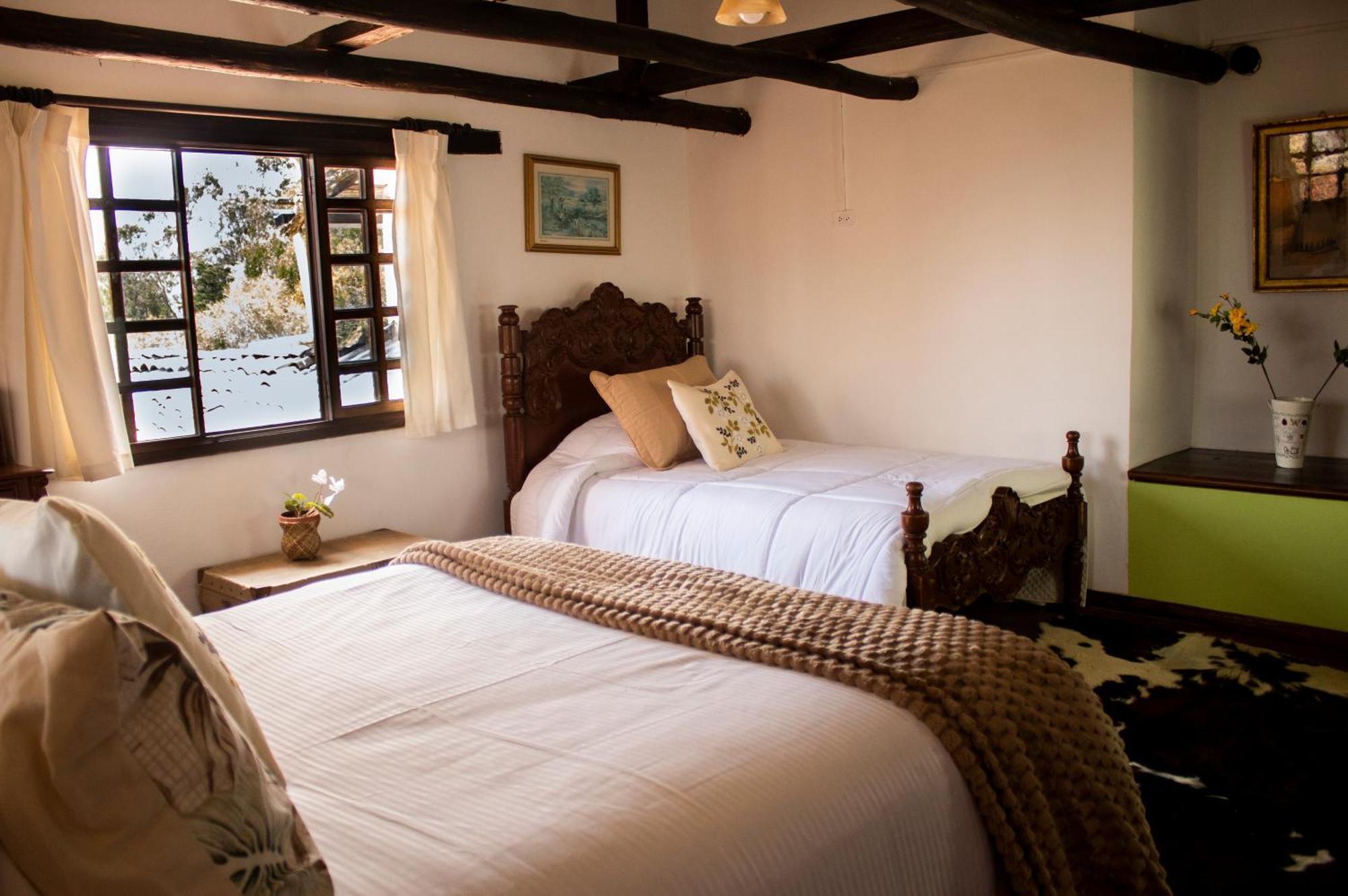Hotel Hacienda San Isidro Trails & Experiences Cotacachi Exterior foto